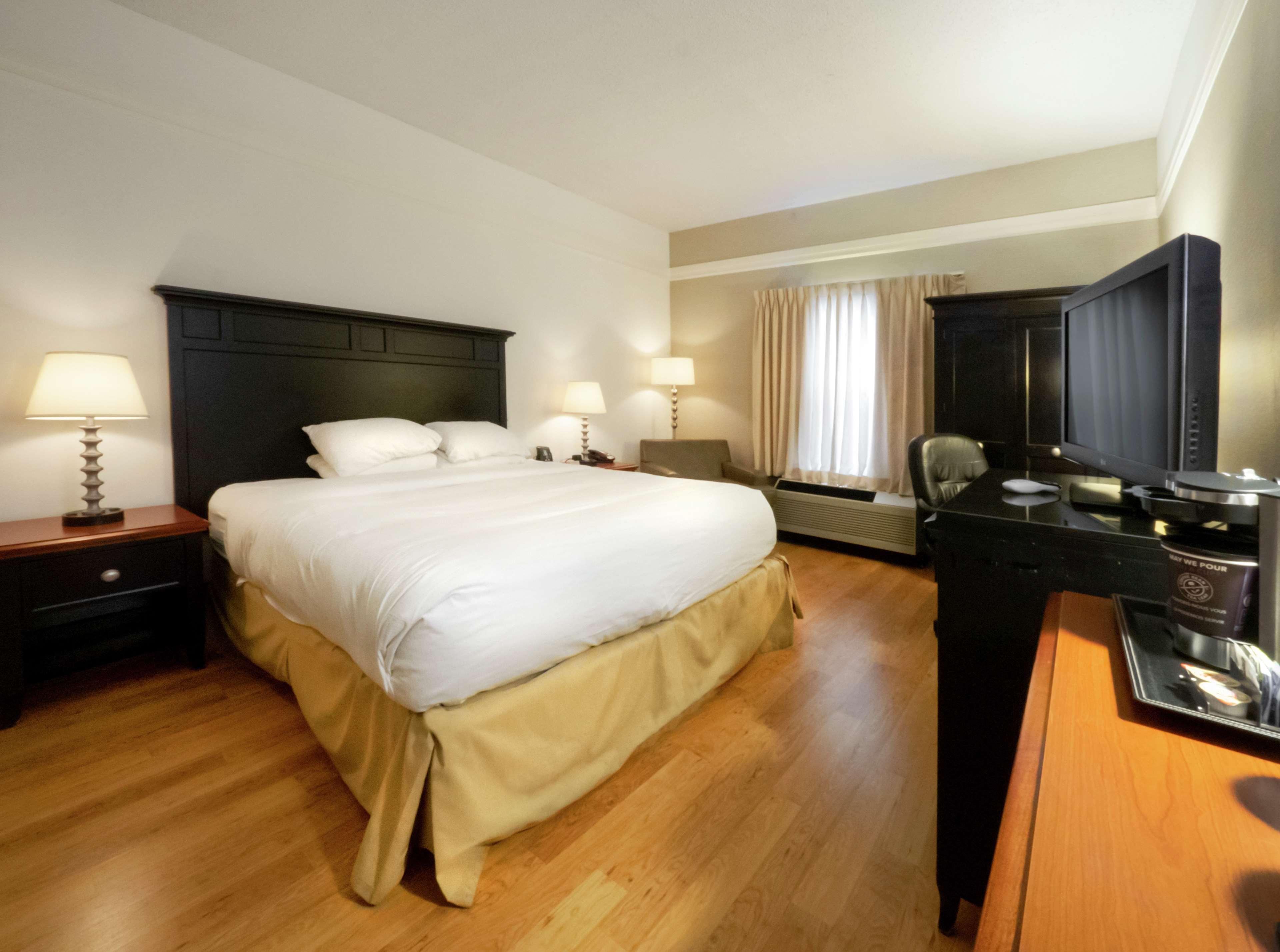 Doubletree By Hilton Buffalo-Amherst Exterior foto