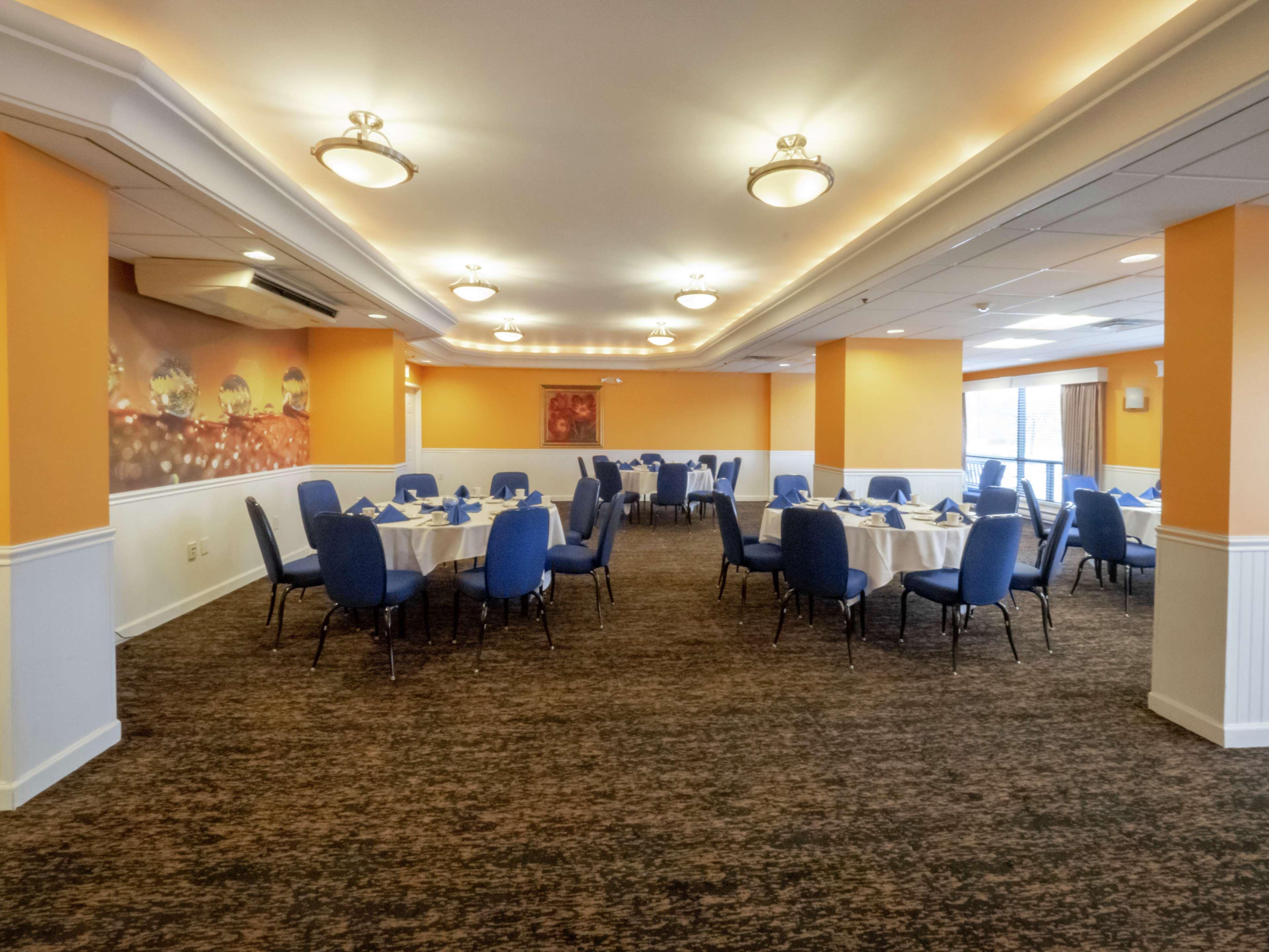 Doubletree By Hilton Buffalo-Amherst Exterior foto